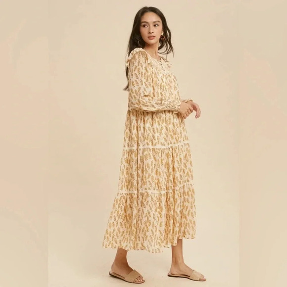 NWT Shop Stevie Long Sleeve Tiered Flowy Maxi Dress - Picture 5 of 9